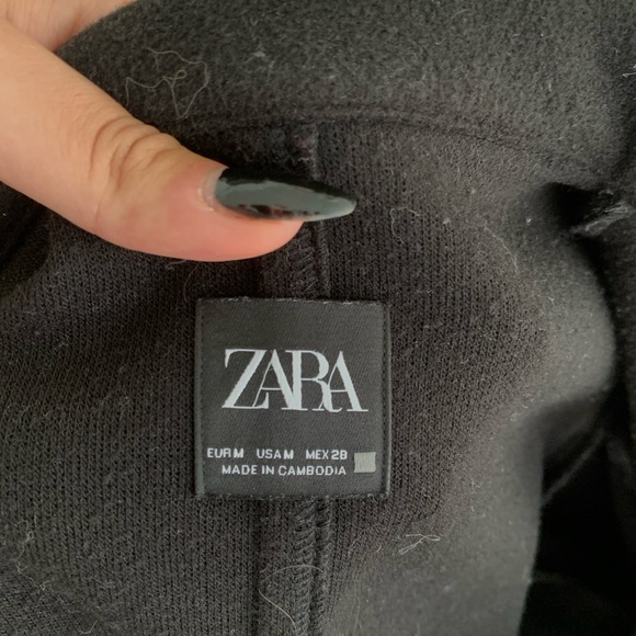 🖤🖤 BLACK COAT 🖤🖤 - Picture 3 of 3